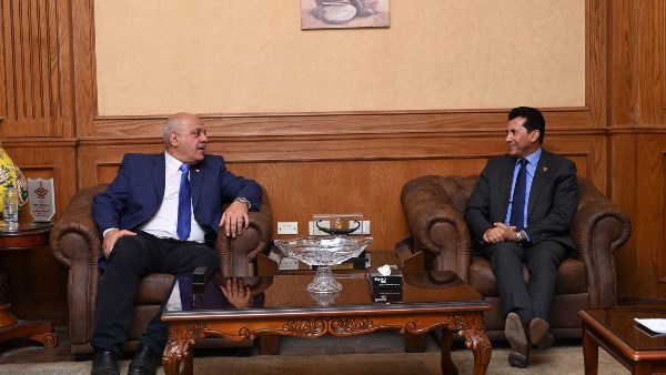 خلال لقائه برئيس الاتحاد..وزير الشباب يبحث دعم رياضة الرماية وتوفير أفضل بيئة تدريبية خلال لقائه برئيس الاتحاد..وزير الشباب يبحث دعم رياضة الرماية وتوفير أفضل بيئة تدريبية