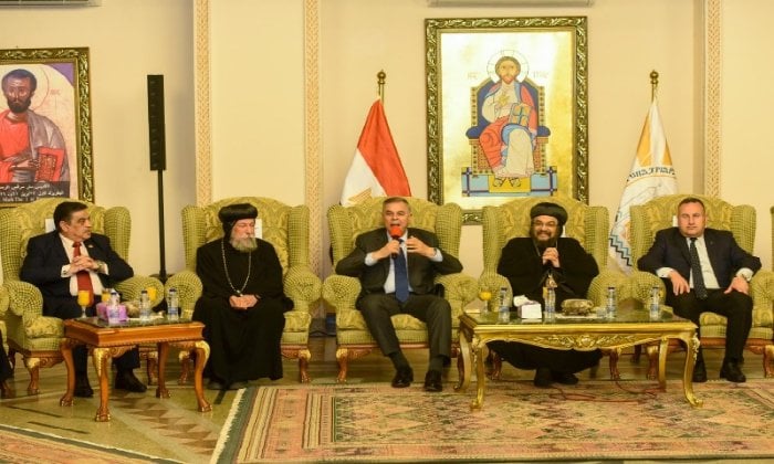 محافظ الإسكندرية يُهنئ الأقباط بعيد القيامة المجيد وشم النسيم بالمقر البابوي محافظ الإسكندرية يُهنئ الأقباط بعيد القيامة المجيد وشم النسيم بالمقر البابوي