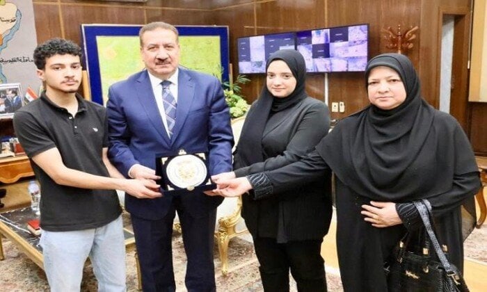 محافظ المنوفية يكرم أسرة مدير إدارة الباجور التعليمية الراحل محافظ المنوفية يكرم أسرة مدير إدارة الباجور التعليمية الراحل