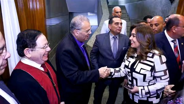 وزيرة التنمية المحلية تشهد احتفالية الطائفة الإنجيلية بعيد القيامة المجيد وزيرة التنمية المحلية تشهد احتفالية الطائفة الإنجيلية بعيد القيامة المجيد