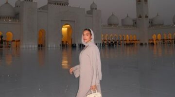 بالحجاب داخل المسجد .. أحدث ظهور لجورجينا