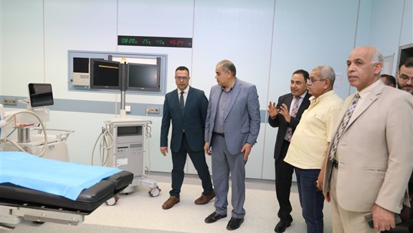 رئيس جامعة كفر الشيخ يفتتح وحدة الاشعة التداخلية بمستشفي كفر الشيخ الجامعي رئيس جامعة كفر الشيخ يفتتح وحدة الاشعة التداخلية بمستشفي كفر الشيخ الجامعي