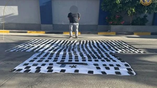 مضبوطات بـ3.5 مليون.. تفاصيل ضبط أخطر تاجر مخدرات في الغردقة