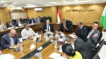 اجتماع موسع لمحافظ الجيزة وأعضاء مجلسى النواب والشيخ لبحث ملفات العمل والخطط التنموية