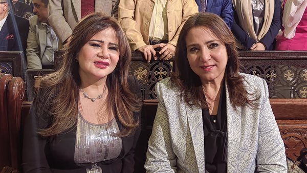 أعضاء مجلسي الشعب والشيوخ يشاركون في صلاة عيد القيامة لتهنئة البابا تواضروس أعضاء مجلسي الشعب والشيوخ يشاركون في صلاة عيد القيامة لتهنئة البابا تواضروس