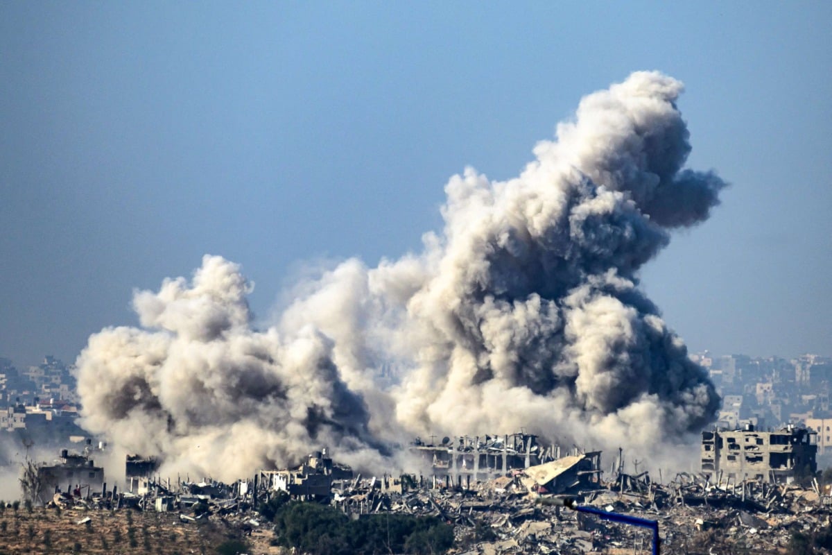 استشهاد 11 فلسطينيا في قصف للاحتلال الإسرائيلي على مناطق متفرقة من قطاع غزة استشهاد 11 فلسطينيا في قصف للاحتلال الإسرائيلي على مناطق متفرقة من قطاع غزة