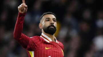 ليفربول يعمل في “الخفاء” لاستبدال صلاح بعد تمديد عقده