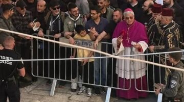 اللجنة الرئاسية للكنائس: سبت النور في القدس يتحول إلى نموذج لانتهاك حرية العبادة