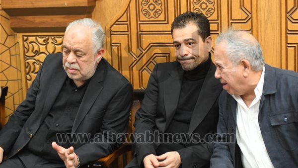 ملحمة نجوم الفن لمواساة أسرة سليمان عيد.. صور ملحمة نجوم الفن لمواساة أسرة سليمان عيد.. صور