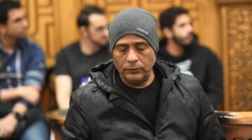 الحزن يخيم على الوسط الفني في عزاء الراحل سليمان عيد «صور»