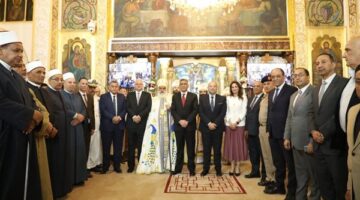 محافظ الجيزة يزور مطرانية الجيزة للأقباط الأرثوذكس للتهنئة بعيد القيامة