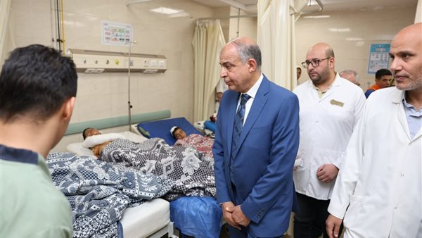 محافظ المنيا يزور المصابين في حادث تونا الجبل بمستشفي ملوي العام محافظ المنيا يزور المصابين في حادث تونا الجبل بمستشفي ملوي العام