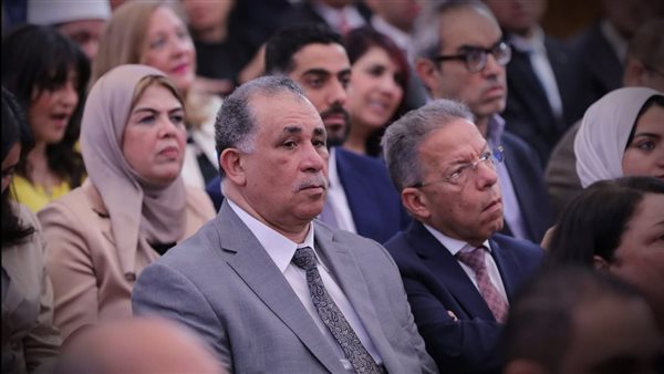 نقيب المحامين يشارك الطائفة الإنجيلية بمصر الاحتفال بعيد القيامة المجيد