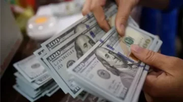 سعر الدولار اليوم الاحد قبل بدأ العمل في القطاع المصرفي المصري