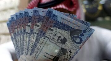 سعر الريال السعودي أمام الجنيه اليوم الأحد 20 أبريل 2025 بالبنوك