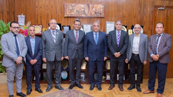 رئيس جامعة طنطا يستقبل نقيب الصحفيين في زيارة مهمة | صور رئيس جامعة طنطا يستقبل نقيب الصحفيين في زيارة مهمة | صور