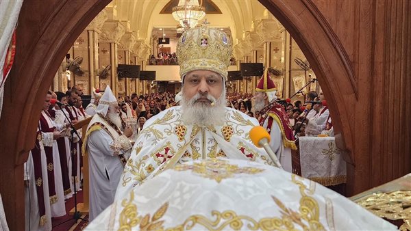 الأنبا ميخائيل يترأس قداس عيد القيامة المجيد بكاتدرائية السيدة العذراء بحلوان الأنبا ميخائيل يترأس قداس عيد القيامة المجيد بكاتدرائية السيدة العذراء بحلوان