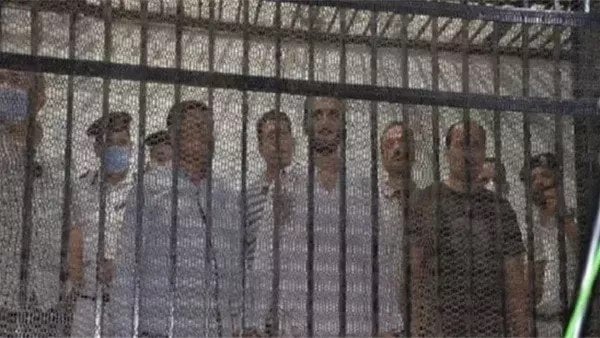 استكمال محاكمة 12 متهمًا في قضية «رشوة وزارة الري».. بعد قليل استكمال محاكمة 12 متهمًا في قضية «رشوة وزارة الري».. بعد قليل