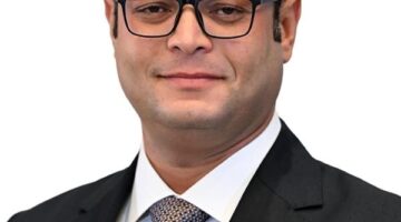 وزير الإسكان يتفقد نظم الإدارة والتسويق بالمناطق المركزية استعدادا للتشغيل بالعاصمة الإدارية