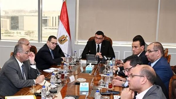 الشربيني يبحث نقل خبرات التشغيل من الصين إلى العاصمة الإدارية الجديدة الشربيني يبحث نقل خبرات التشغيل من الصين إلى العاصمة الإدارية الجديدة