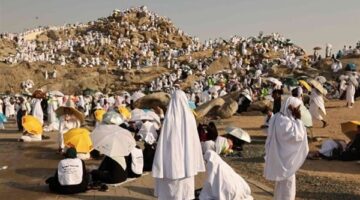السياحة تحذر من اللجوء للطرق غير الرسمية للحج والبعد عن السماسرة والوسطاء | بث مباشر