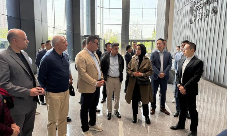 وزير الإسكان يتفقد نظم الإدارة والتشغيل والتسويق بالمناطق المركزية للأعمال وزير الإسكان يتفقد نظم الإدارة والتشغيل والتسويق بالمناطق المركزية للأعمال