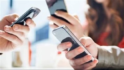 تعليمات جديدة لاستيراد أجهزة المحمول عبر المنافذ الجمركية.. تفاصيل تعليمات جديدة لاستيراد أجهزة المحمول عبر المنافذ الجمركية.. تفاصيل