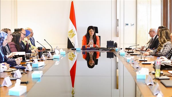 «المشاط» توجه بالبدء في إعداد خطة التنمية متوسطة المدى وفقًا لقانون التخطيط الموحد للعام المالي 2026-2029 «المشاط» توجه بالبدء في إعداد خطة التنمية متوسطة المدى وفقًا لقانون التخطيط الموحد للعام المالي 2026-2029