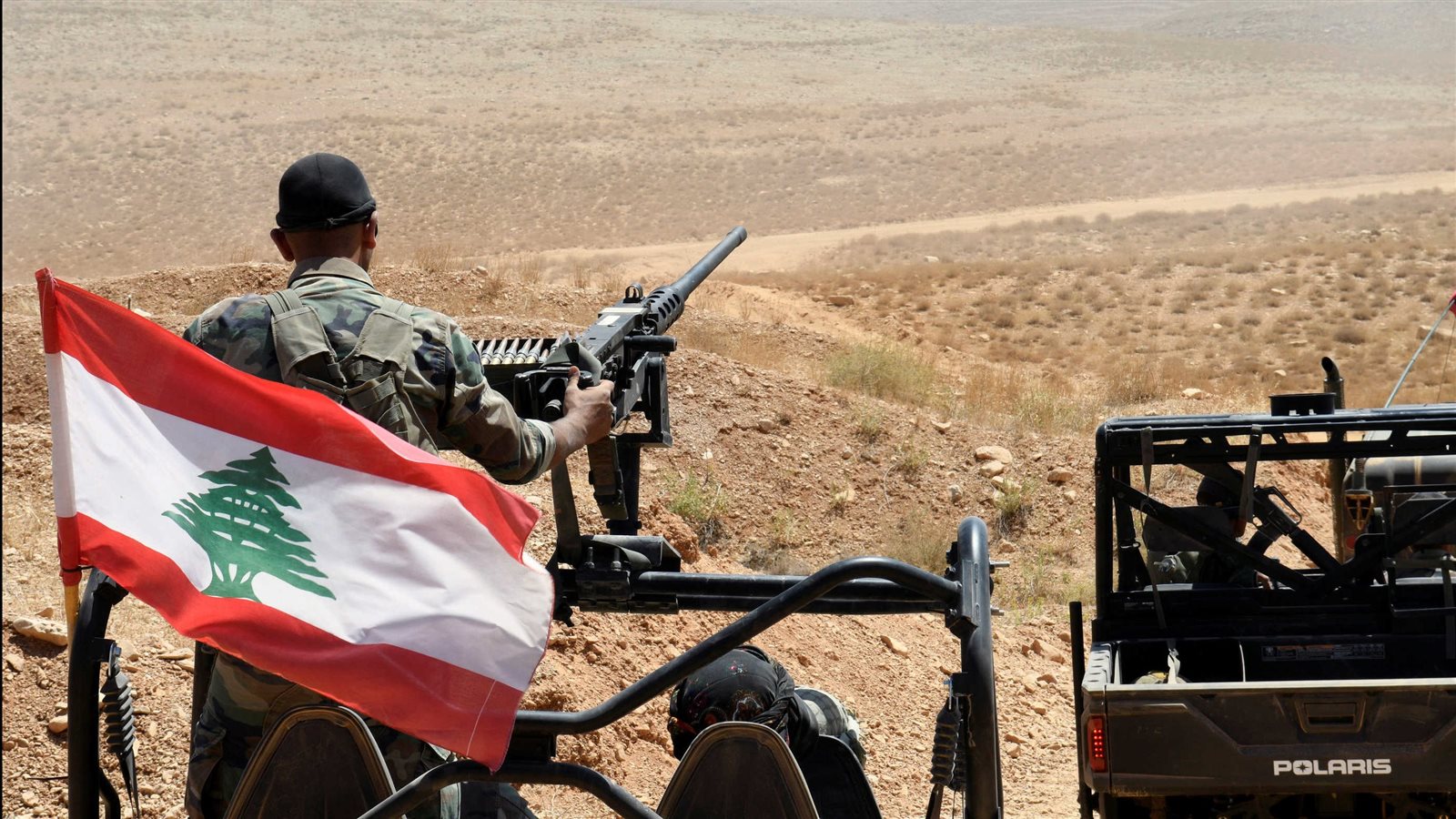 الجيش اللبناني يحبط إطلاق صواريخ اتجاه إسرائيل.. ومسيرة تسقط قتيلًا بالجنوب الجيش اللبناني يحبط إطلاق صواريخ اتجاه إسرائيل.. ومسيرة تسقط قتيلًا بالجنوب