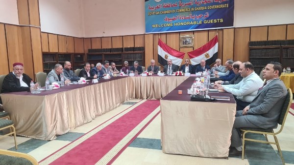 بدء اجتماع لبحث مشاكل البقالين التمونيين ومشروع جمعتي بالغربية بدء اجتماع لبحث مشاكل البقالين التمونيين ومشروع جمعتي بالغربية