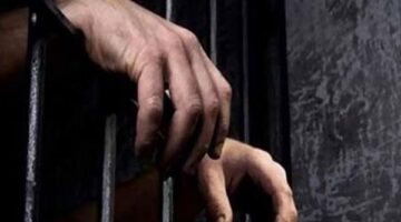 فيديو يقود الأمن لضبط المتهم بسرقة أموال من داخل محل شهير بالعجوزة