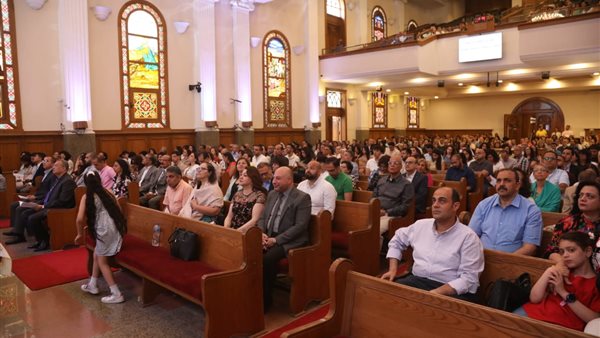 بالصور.. احتفالية روحية بعيد القيامة بالكنيسة الإنجيلية في مصر الجديدة بالصور.. احتفالية روحية بعيد القيامة بالكنيسة الإنجيلية في مصر الجديدة