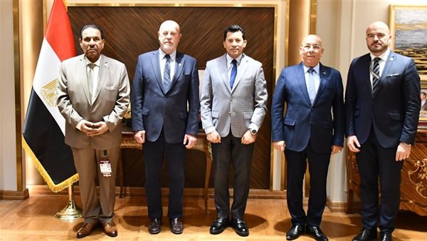 أشرف صبحي: نسعى لجعل مصر مركزًا إقليميًا لرياضة الكاراتيه أشرف صبحي: نسعى لجعل مصر مركزًا إقليميًا لرياضة الكاراتيه