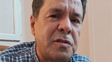 مرض نادر وحالته متدهورة.. أب يستغيث لعلاج نجله: محتاج عملية زراعة رئتين بـ27 مليون جنيه | بث مباشر