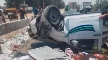 بالأسماء.. إصابة 17 بانقلاب سيارة ربع نقل تحمل عمالا فى الدقهلية