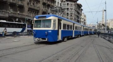 التحقيق في واقعة اعتداء شباب علي محصل ترام بالإسكندرية