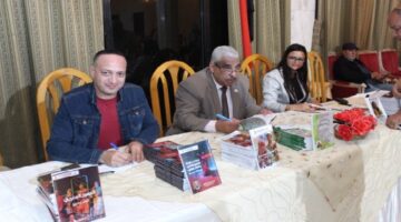حفل توقيع إصدارات مسرح الشباب بقنا