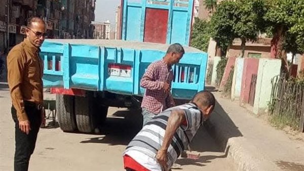 طهطا تواصل حملات النظافة المكثفة بمناسبة عيد القيامة المجيد طهطا تواصل حملات النظافة المكثفة بمناسبة عيد القيامة المجيد