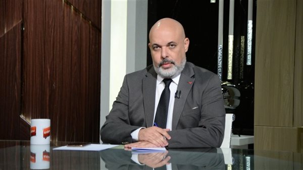 رئيس شعبة الذهب: ارتفع بنسبة 1.8% أسبوعيًا بدعم عالمي وخفض الفائدة محليًا رئيس شعبة الذهب: ارتفع بنسبة 1.8% أسبوعيًا بدعم عالمي وخفض الفائدة محليًا