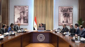 رئيس الوزراء يُتابع مع وزير التربية والتعليم عددًا من ملفات العمل