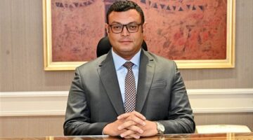وزير الإسكان يلتقي مسؤولي شركة “CSCEC” الصينية المنفذة لمنطقة الأعمال المركزية بالعاصمة