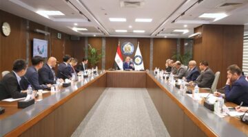 البترول تبحث مع شركة هواوي للطاقة سبل التعاون المشترك