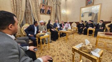 وفد من «مستقبل وطن» بقنا يزور مطرانية قنا لتهنئة الأقباط بعيد القيامة المجيد