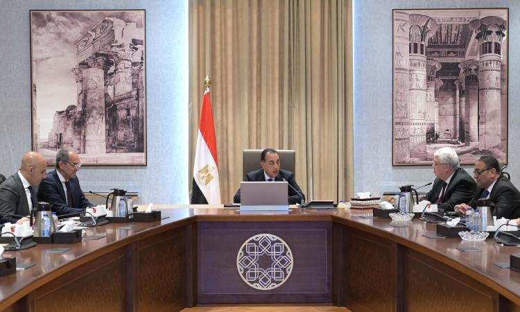 رئيس الوزراء يوجه بوضع رؤية متكاملة لدعم مدارس التكنولوجية التطبيقية رئيس الوزراء يوجه بوضع رؤية متكاملة لدعم مدارس التكنولوجية التطبيقية