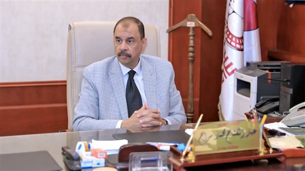 محافظ سوهاج يُكلف وكيل وزارة الإسكان برئاسة لجنة استئناف أعمال البناء بالمحافظة محافظ سوهاج يُكلف وكيل وزارة الإسكان برئاسة لجنة استئناف أعمال البناء بالمحافظة