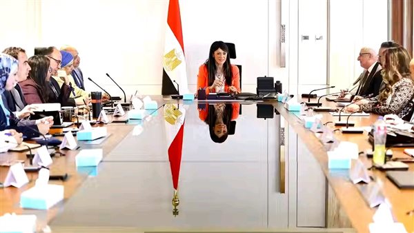 «المشاط» توجه بإعداد خطة التنمية متوسطة المدى وفقا لقانون التخطيط الموحد للعام المالي الجديد «المشاط» توجه بإعداد خطة التنمية متوسطة المدى وفقا لقانون التخطيط الموحد للعام المالي الجديد
