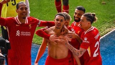 محمد صلاح يشارك في فوز ليفربول على ليستر سيتي بهدف مقابل لا شيء في الدوري الإنجليزي الممتاز محمد صلاح يشارك في فوز ليفربول على ليستر سيتي بهدف مقابل لا شيء في الدوري الإنجليزي الممتاز