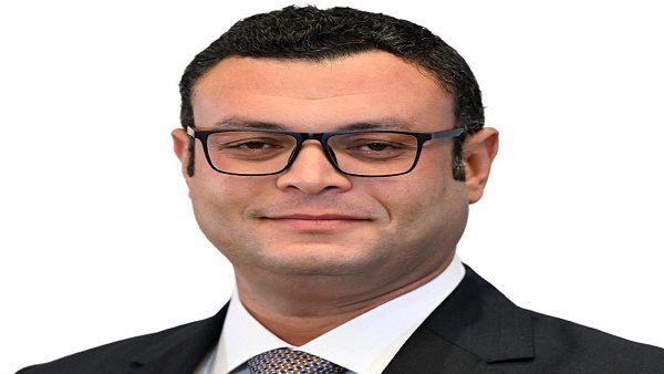 وزير الإسكان يلتقي رئيس المكتب الهندسي الثامن بشركة "CSCEC" الصينية وزير الإسكان يلتقي رئيس المكتب الهندسي الثامن بشركة "CSCEC" الصينية