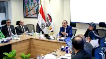 وزير قطاع الأعمال يؤكد أهمية دور شركات القابضة التشييد في دعم التنمية العمرانية