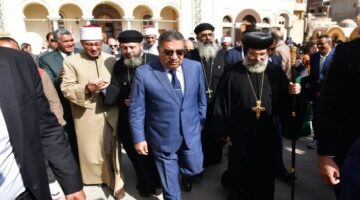 محافظ الدقهلية يقدم التهنئة بعيد القيامة المجيد بمطرانية ميت غمر ودقادوس